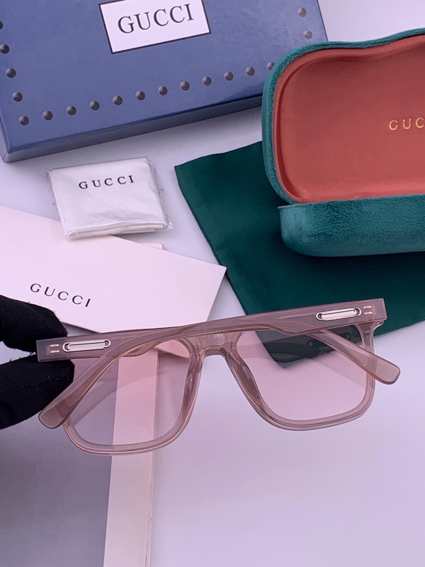 🆕 🔺 【GUCCI】开春新款 潮流爆款 时尚方框偏光太阳镜 高品质 佩戴舒适 网红潮款墨镜 女士高清尼龙偏光太阳镜🕶️