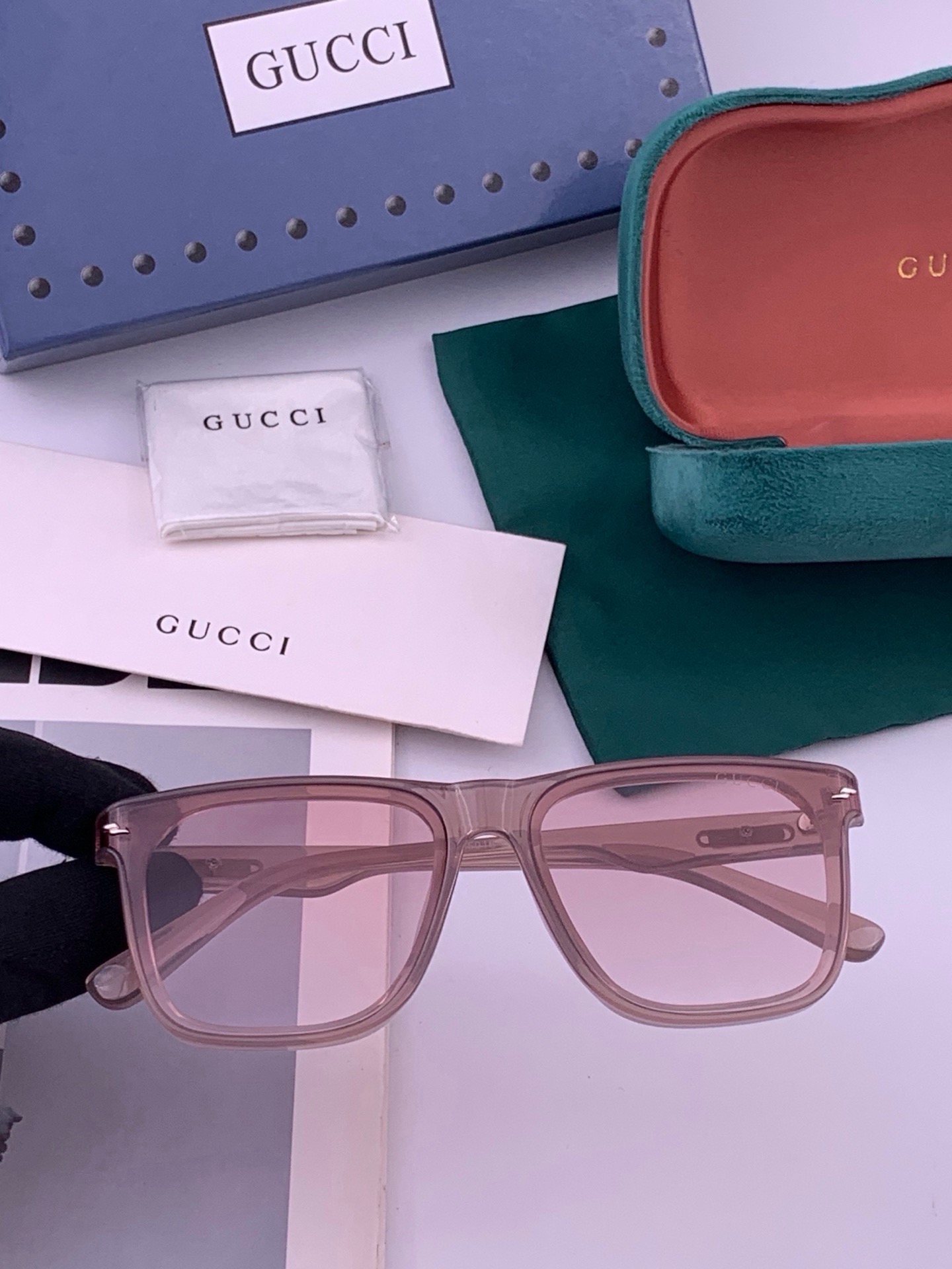 🆕 🔺 【GUCCI】开春新款 潮流爆款 时尚方框偏光太阳镜 高品质 佩戴舒适 网红潮款墨镜 女士高清尼龙偏光太阳镜🕶️