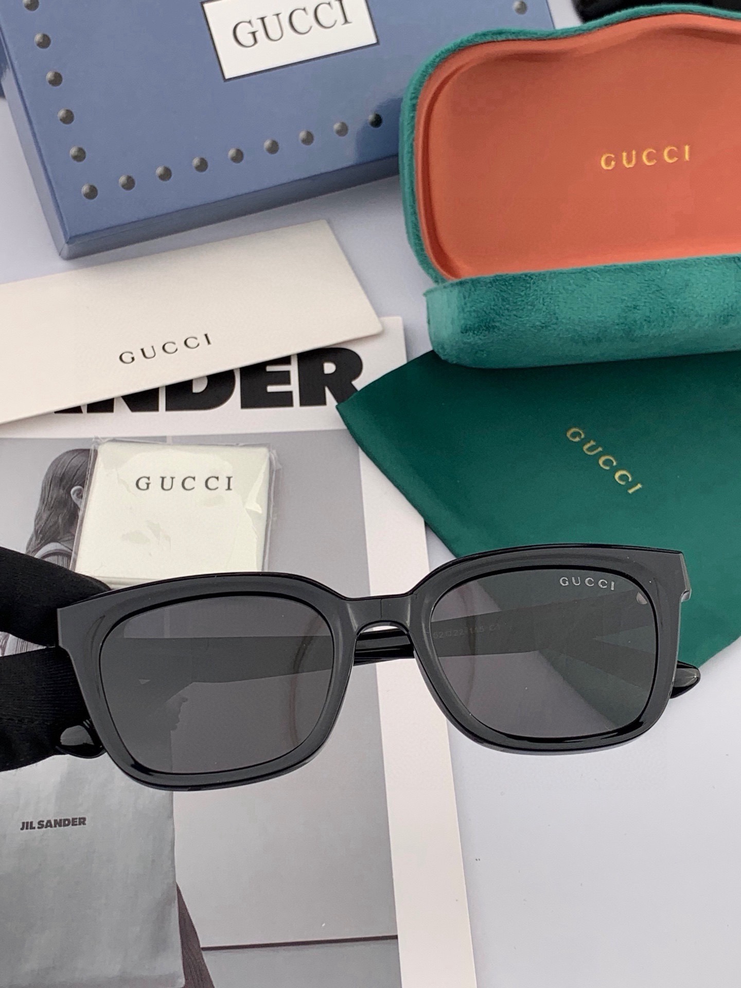 🆕  🔺 【GUCCI-偏光太阳镜】开春新款 潮流爆款 时尚方框偏光太阳镜 高品质 佩戴舒适 网红潮款墨镜 女士高清偏光