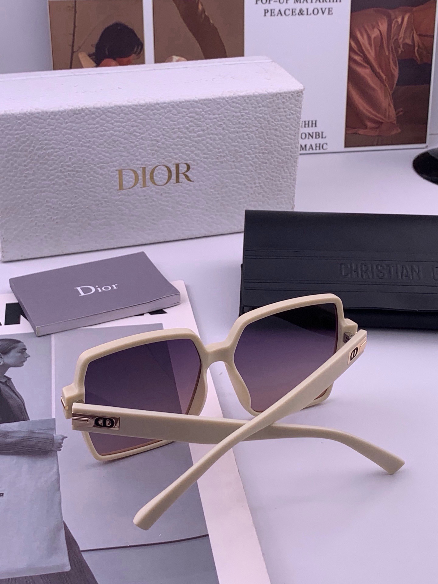 🆕 🔺 【DIOR】开春新款 潮流爆款 时尚方框偏光太阳镜 高品质 佩戴舒适 网红潮款墨镜 女士高清加厚偏光太阳镜🕶️ 