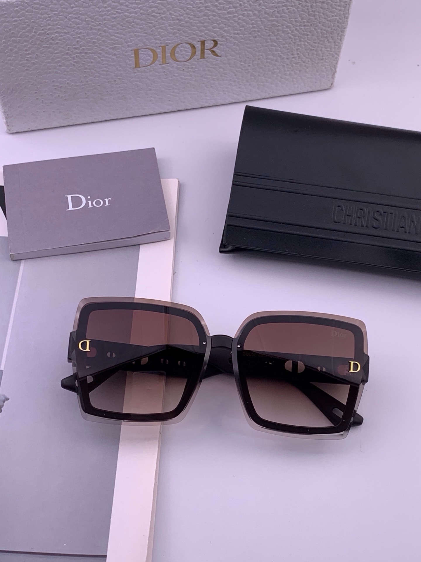 🆕  🔺 【DIOR-迪奥】开春新款 潮流爆款 时尚方框偏光太阳镜 高品质 佩戴舒适 网红潮款墨镜 女士高清加厚偏光太阳