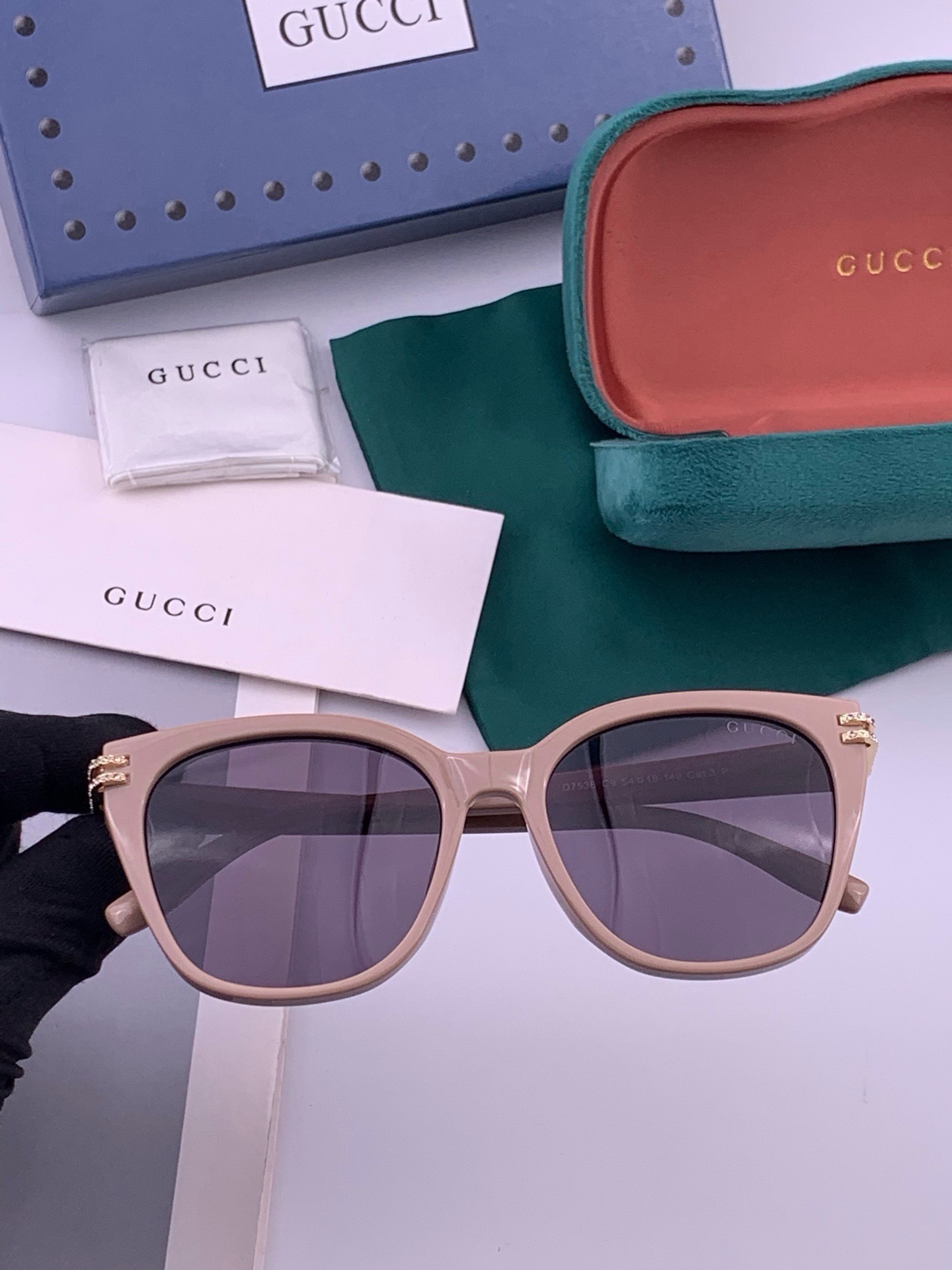 🔺GUCCI🔻古驰 GG圆框太阳镜 完美品质 🎓独特设计  适合各种脸型 亮相时装周 超时尚百搭 实物精致  情侣款 男