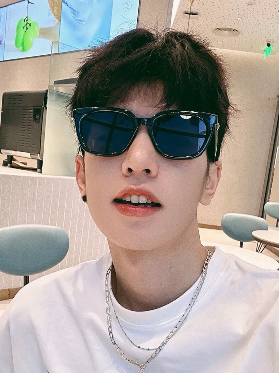 🔺 【GUCCI】开春新款 潮流爆款 时尚方框偏光太阳镜 高品质 佩戴舒适 网红潮款墨镜 女士高清尼龙偏光太阳镜🕶️ 🎉
