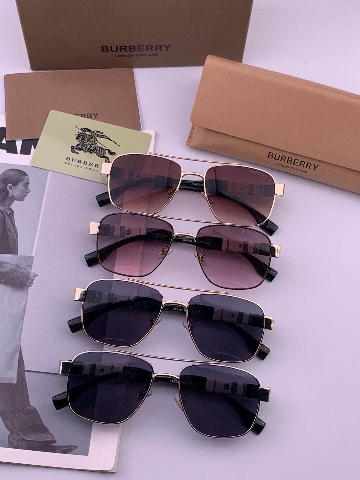 BURBERRY 巴宝莉 男士太阳眼镜 🕶🕶正版蛤蟆 太阳镜💋💋👣👣  高品质 不挑脸 火的狠 🍁🍁💯💯🐝🐝🐝🐝🐝🐝新款