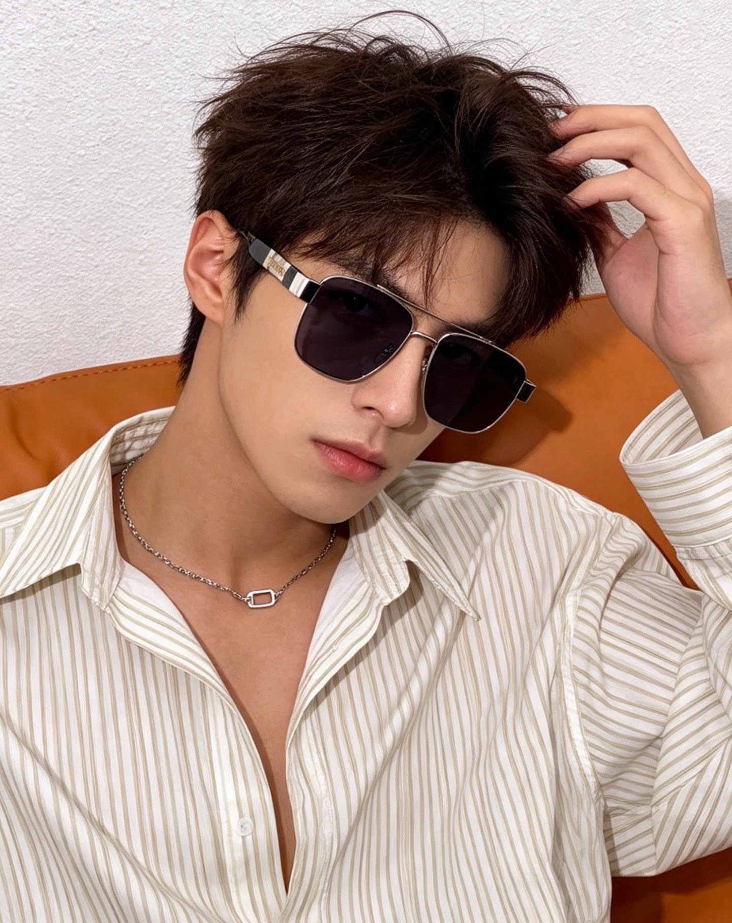 BURBERRY 巴宝莉 男士太阳眼镜 🕶🕶正版蛤蟆 太阳镜💋💋👣👣  高品质 不挑脸 火的狠 🍁🍁💯💯🐝🐝🐝🐝🐝🐝新款