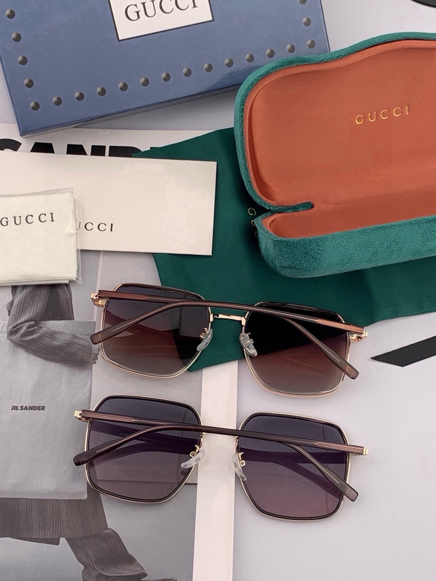 【偏光系列】Gucci   经典的方框设计，不挑脸型，无论搭配大衣还是连衣裙都非常显气质偏光镜片预防紫外线 型号：G13