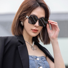 【CHANEL】香奈儿 新款潮流爆款 时尚方框太阳镜 佩戴舒适 网红潮款墨镜 女士高清加厚偏光太阳镜🕶️ 🎉高品质TR 【CHANEL】香奈儿 新款潮流爆款 时尚方框太阳镜 佩戴舒适 网红潮款墨镜 女士高清加厚偏光太阳镜🕶️ 🎉高品质TR