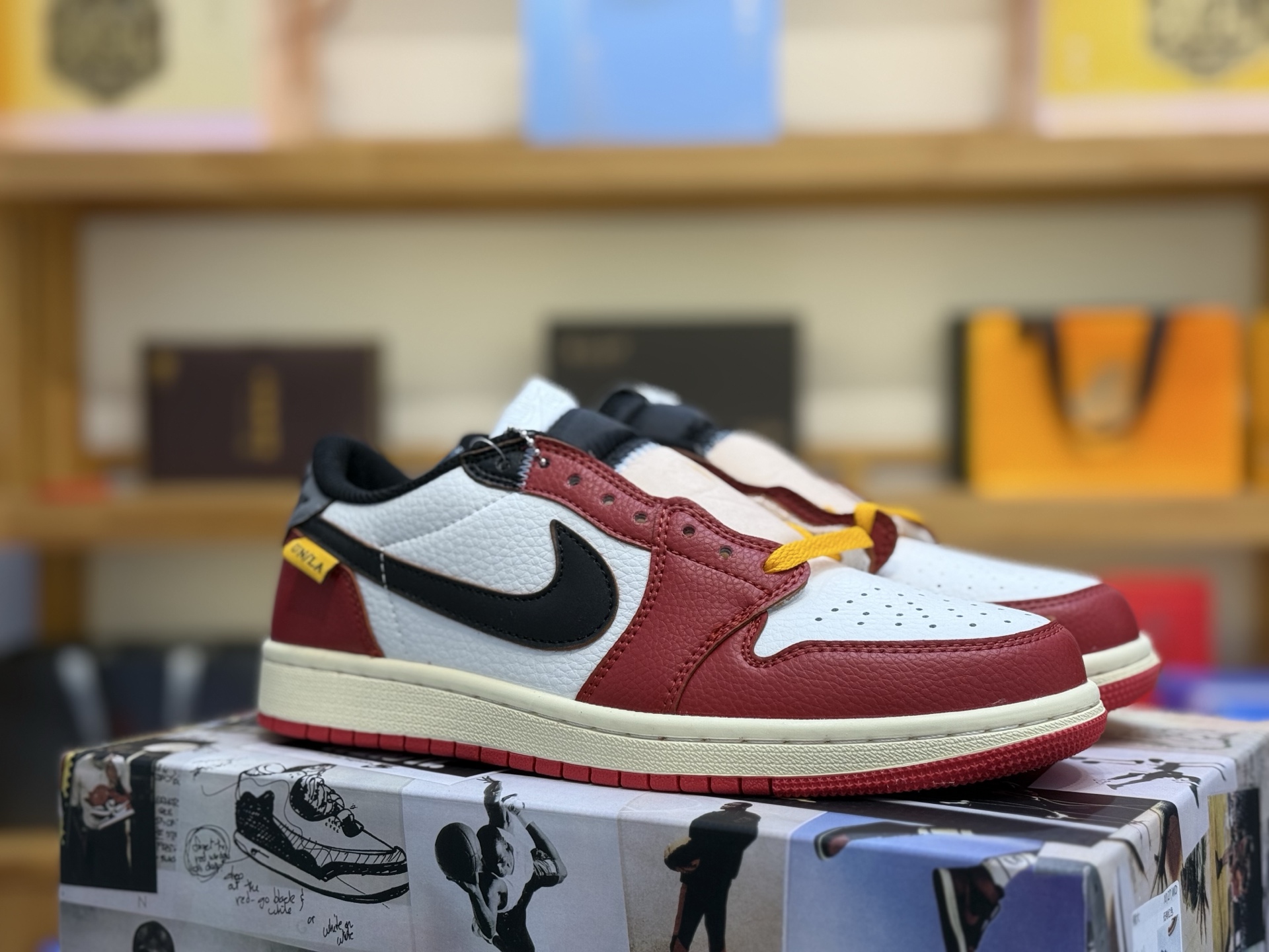 Air Jordan 1 Low HV8566-600