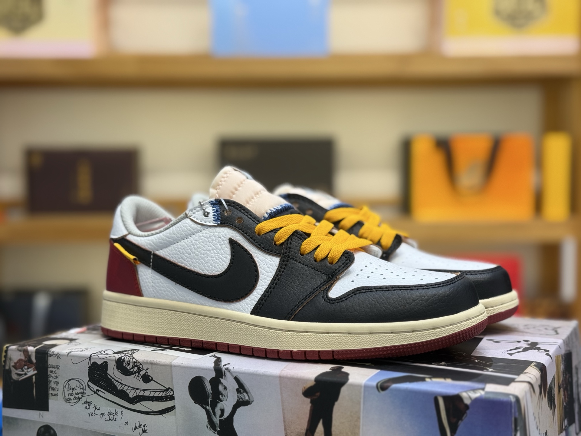 Air Jordan 1 Low BY1301-106