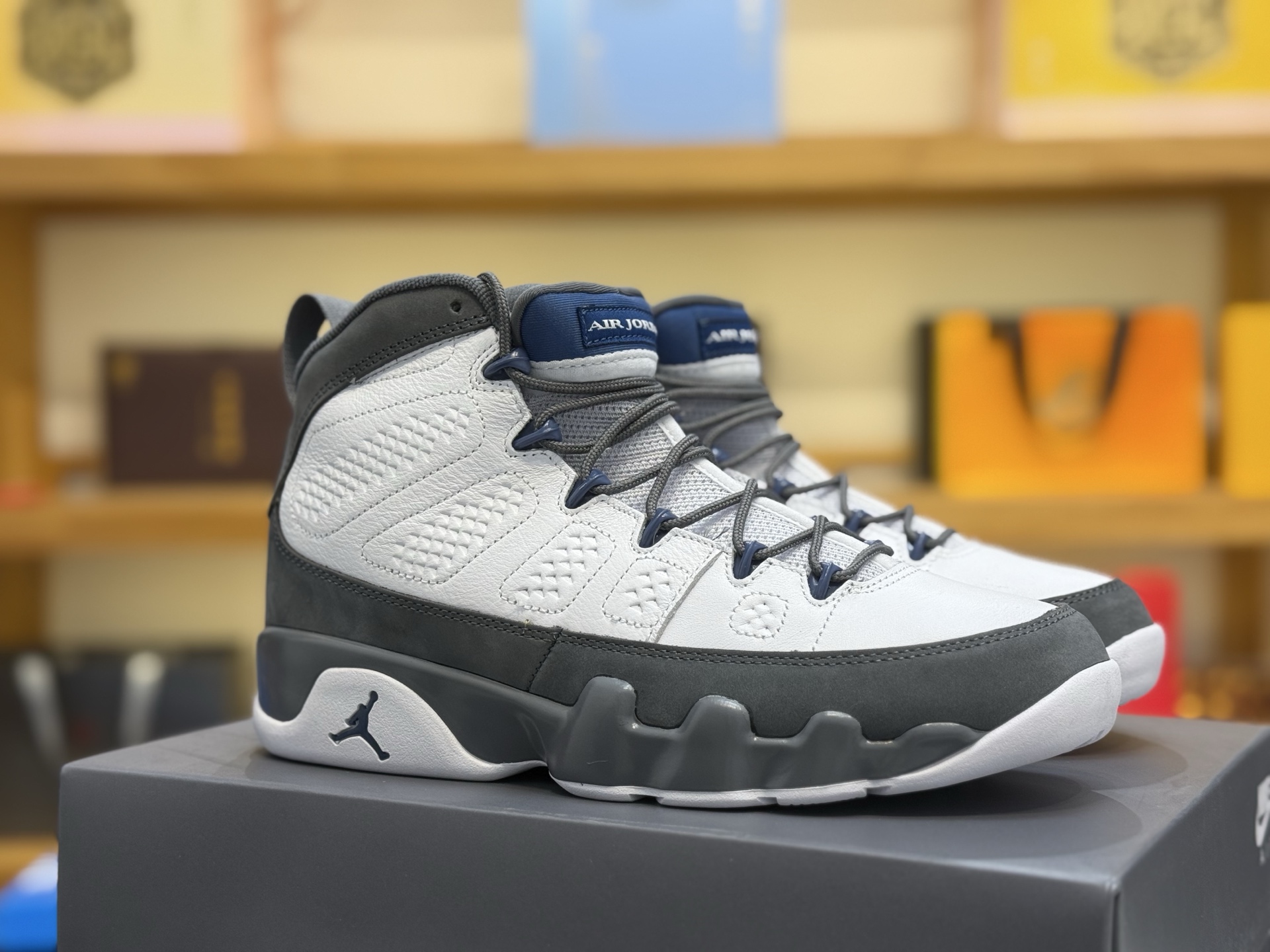 _d879s8SD3ea6W1HquxowkYm12XT9bclw15_MR6Q