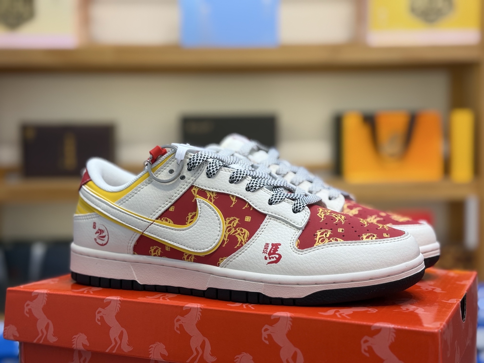 _dsr9scufAOF23SzF_XGIPgNMeeoMj-yw-iYreog