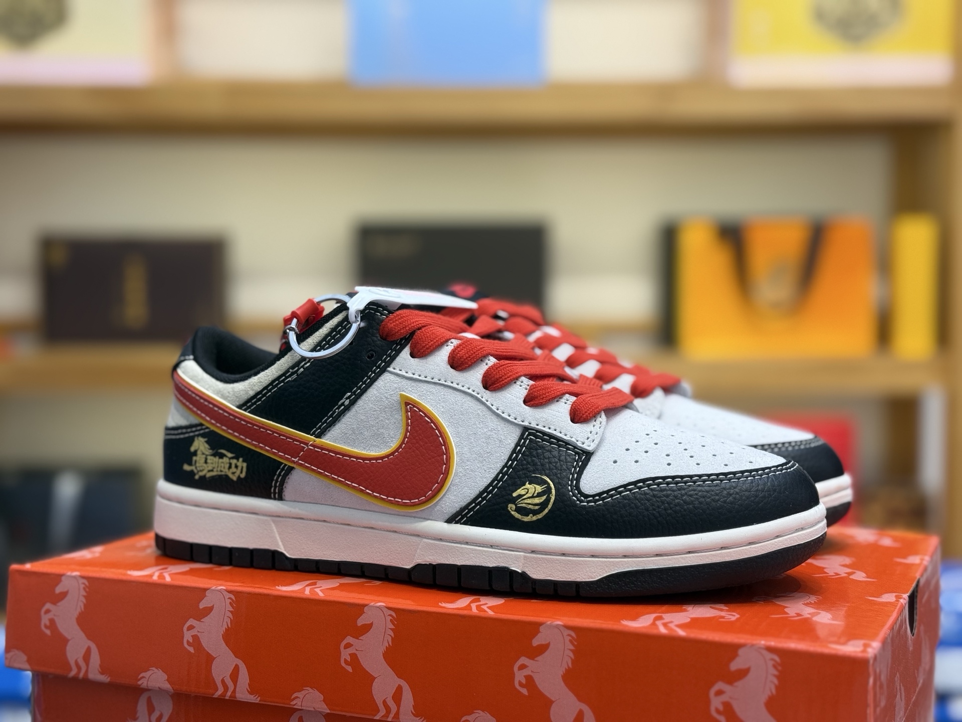 _d_i9sHkeug1QFGQ7Y7pN_y7GvS1Iw1bawt-dAVw