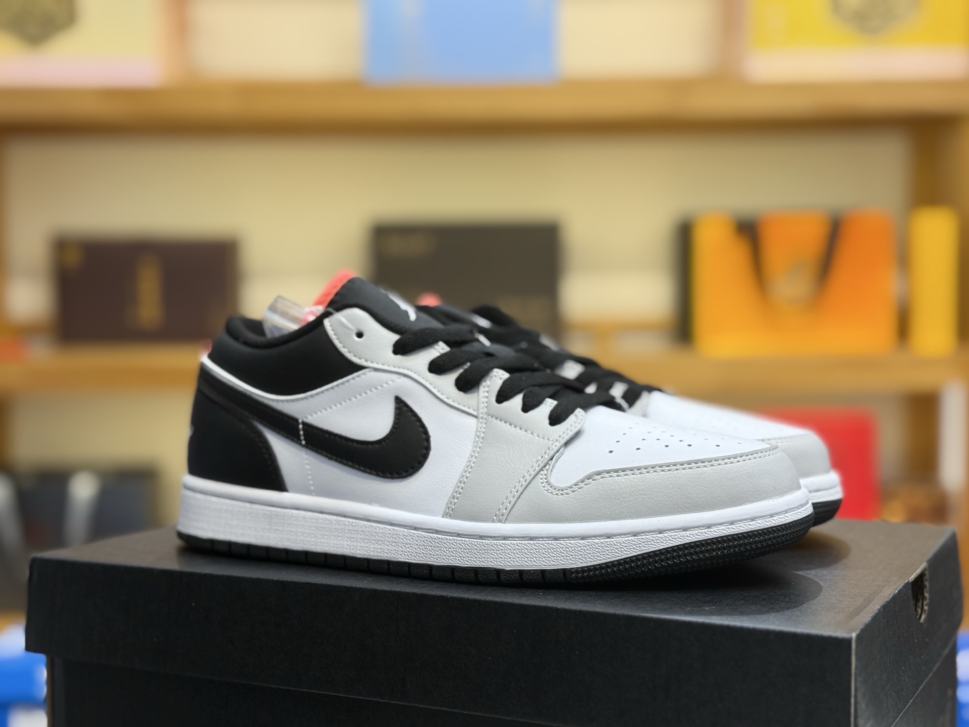 _dbl9sQD3RsY-LPQZq1rwkWtuvzLgIGxlUxLyOGA