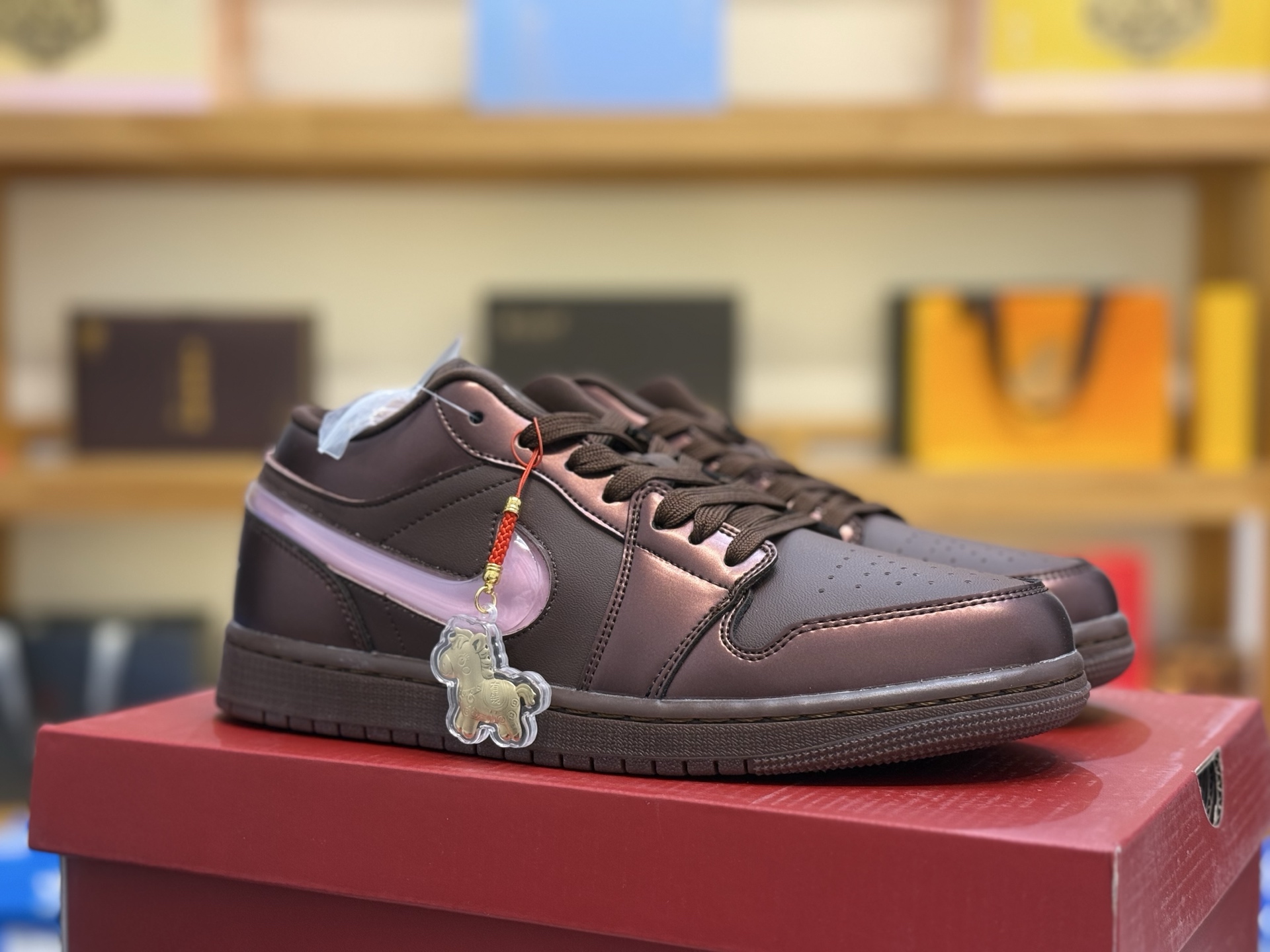 _d_f9sx9PhW_TWJ1OSixMQmNlfhnacBB-ohBVIPA