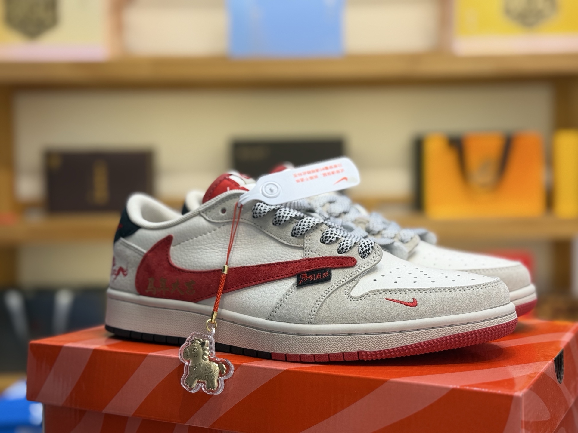 _dmp9sbok3kDtFwdZXBfO_3ibsxlDoZ_A2vcskPg