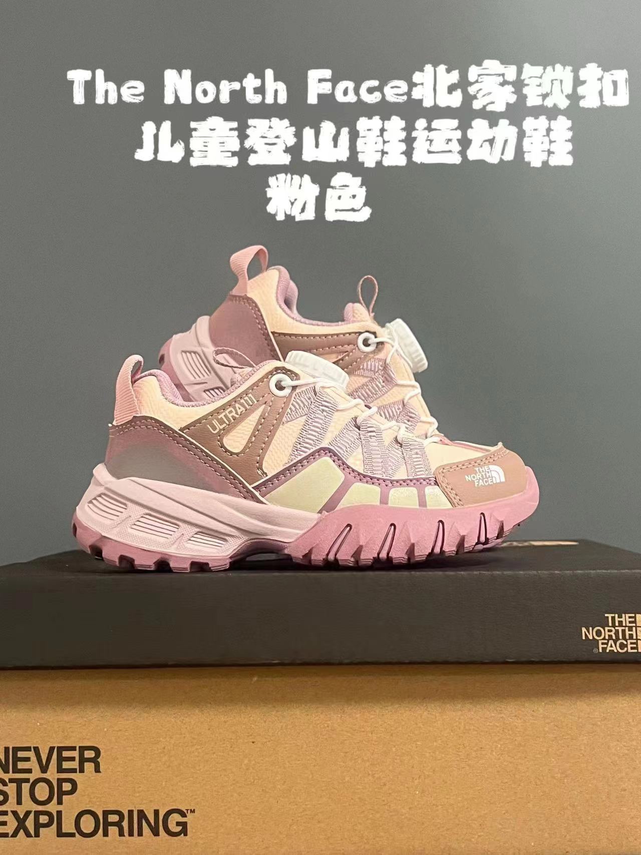 图片[3]-品牌：THE NORTH FACE 26-37 🔥🔥北面登山鞋2024海外前先版考虑到孩子的穿脱以及行走的安全以及耐磨性 北面人性化的设计💓采用了旋钮锁扣以及橡胶大底给孩子带来各项不一样的视觉及穿搭 既潮流 又百搭 🌈宝妈们强烈建议入手一双-选品中心