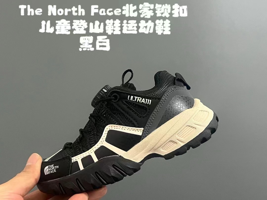 图片[5]-品牌：THE NORTH FACE 26-37 🔥🔥北面登山鞋2024海外前先版考虑到孩子的穿脱以及行走的安全以及耐磨性 北面人性化的设计💓采用了旋钮锁扣以及橡胶大底给孩子带来各项不一样的视觉及穿搭 既潮流 又百搭 🌈宝妈们强烈建议入手一双-选品中心