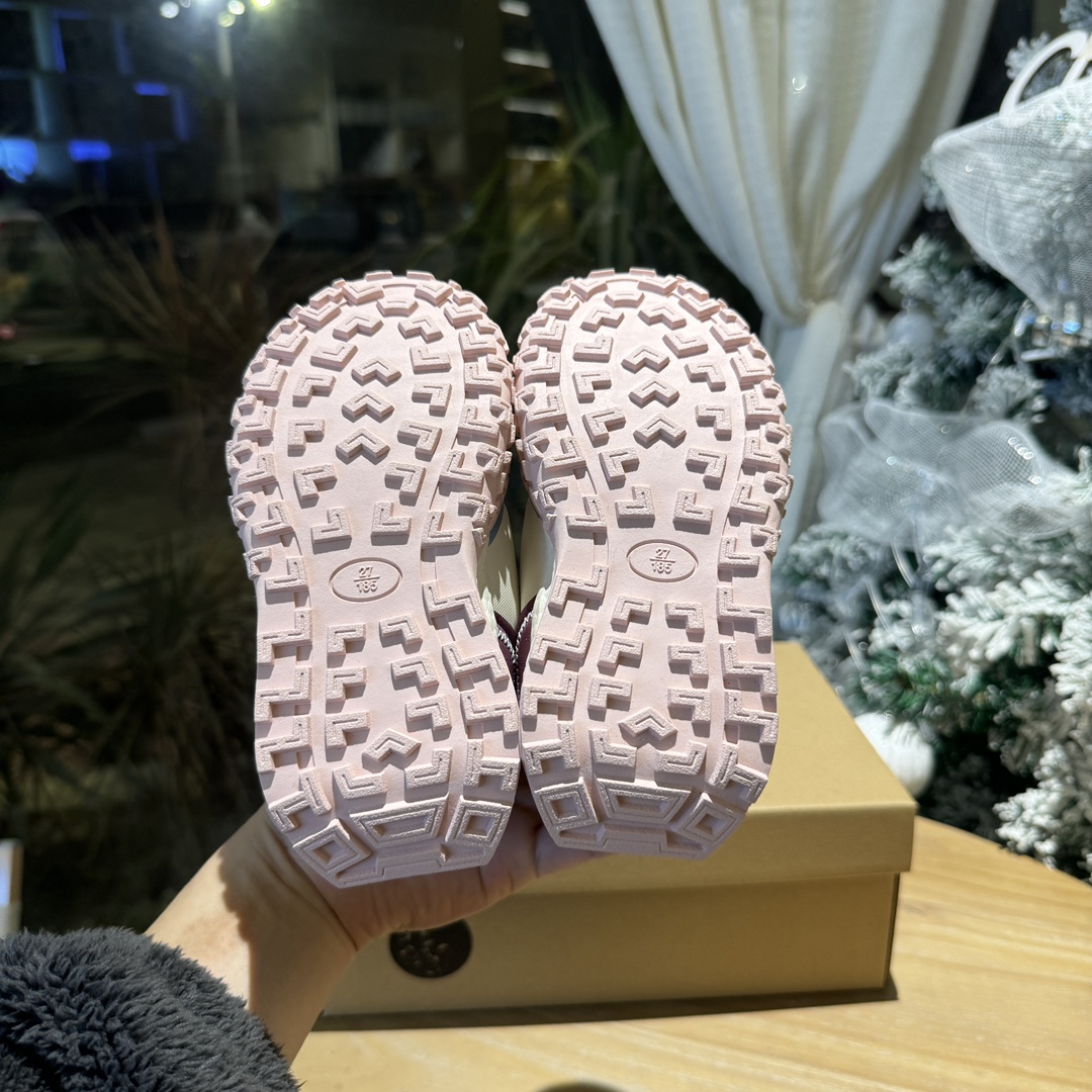 图片[8]-🎆爆款NK登山鞋5代 👟27-37 🚵‍♀️🚴‍♂️春秋时节 是孩子们享受户外活动的最佳时刻💗 给宝贝们选择一双防滑又透气的旋钮扣户外登上鞋吧。让孩子的脚步留下无数灿烂的足迹👣-选品中心