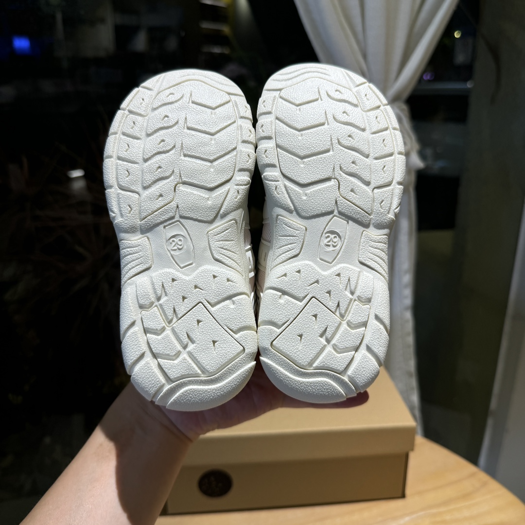 图片[9]-🔥笑脸联名款（海外版） 👟27-37 🚙NK 舒适稳固儿童休闲鞋，人体工学设计，有效贴合足部运动曲线🦶🏻有效减轻运动过程中的足部负担-选品中心