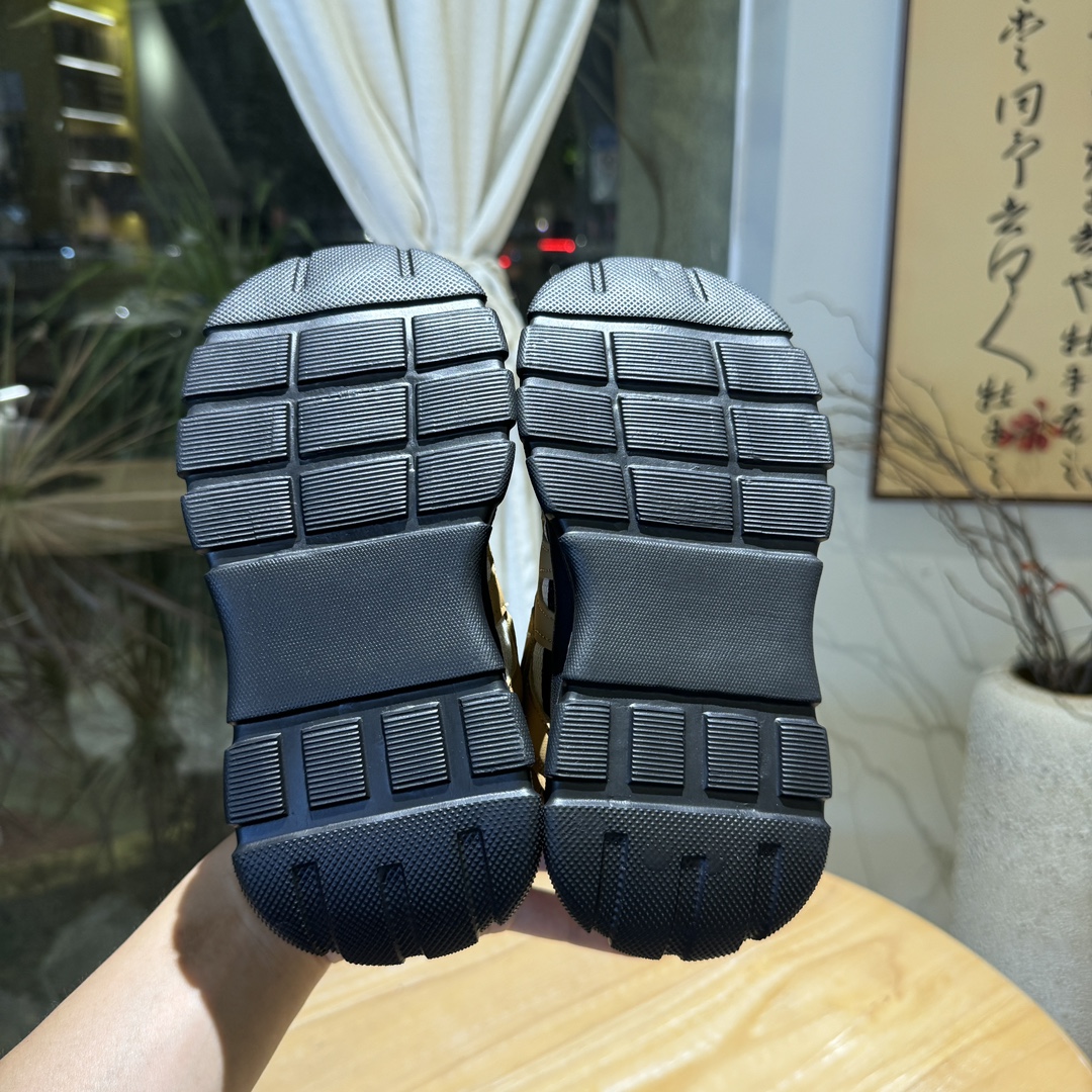 图片[9]-海外版Keen联名款机能鞋 👟27-37 救命🆘真的泰酷辣🙌🙌🙌 Keen终于也出轻便舒适型的款式啦 有多种活泼美丽的颜色🉑选择✔️满足宝贝在不同个性的追求和喜好🫵让每个宝贝都能找到心仪的那款，透气性好💨一定不要错过它🥹-选品中心