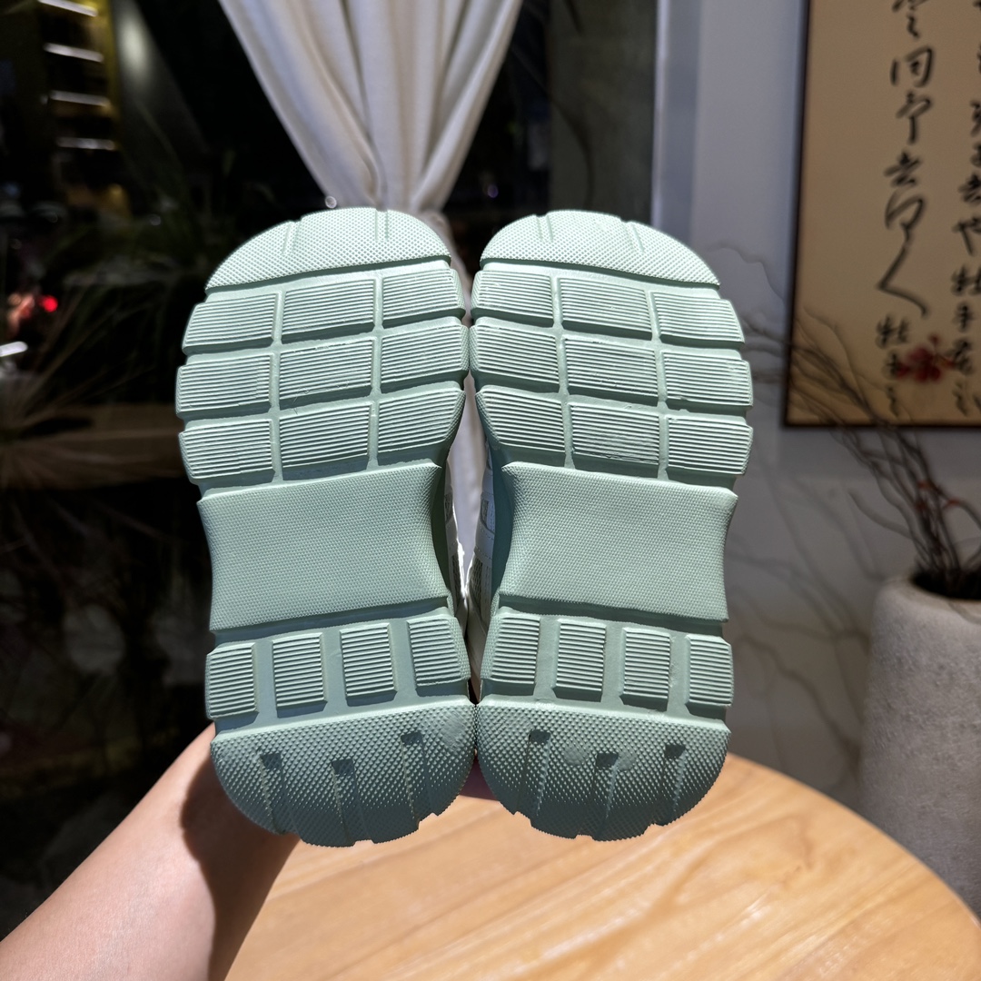 图片[9]-海外版Keen联名款机能鞋 👟27-37 救命🆘真的泰酷辣🙌🙌🙌 Keen终于也出轻便舒适型的款式啦 有多种活泼美丽的颜色🉑选择✔️满足宝贝在不同个性的追求和喜好🫵让每个宝贝都能找到心仪的那款，透气性好💨一定不要错过它🥹-选品中心