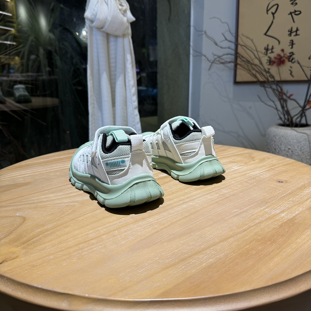 图片[3]-海外版Keen联名款机能鞋 👟27-37 救命🆘真的泰酷辣🙌🙌🙌 Keen终于也出轻便舒适型的款式啦 有多种活泼美丽的颜色🉑选择✔️满足宝贝在不同个性的追求和喜好🫵让每个宝贝都能找到心仪的那款，透气性好💨一定不要错过它🥹-选品中心