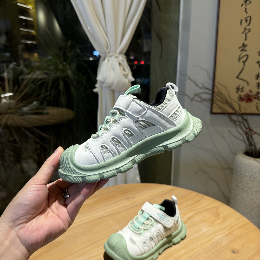 图片[6]-海外版Keen联名款机能鞋 👟27-37 救命🆘真的泰酷辣🙌🙌🙌 Keen终于也出轻便舒适型的款式啦 有多种活泼美丽的颜色🉑选择✔️满足宝贝在不同个性的追求和喜好🫵让每个宝贝都能找到心仪的那款，透气性好💨一定不要错过它🥹-选品中心