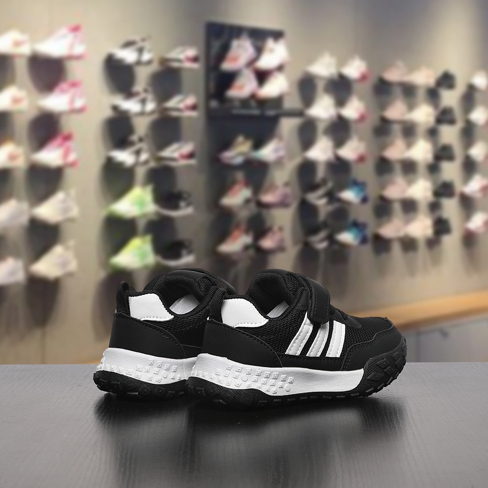 图片[5]-双十一 特码数齐全4000双现货 可退换 尺码：26-37码 👀又发现一双超好看的运动鞋 AD 新款三条杠魔术贴网面运动鞋，采用透气网面搭配多层次流线型鞋身🤩质感活力💨时尚气息扑面而来👻魔术贴设计解放双手更方便✅轻量Q弹鞋底，专为跑跳而生🥰MNA175-选品中心