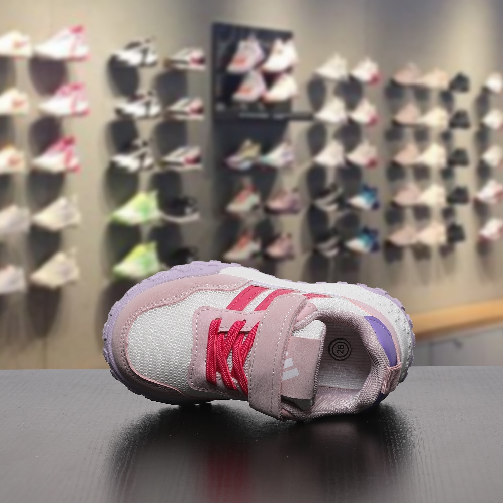 图片[2]-双十一 特码数齐全4000双现货 可退换 尺码：26-37码 👀又发现一双超好看的运动鞋 AD 新款三条杠魔术贴网面运动鞋，采用透气网面搭配多层次流线型鞋身🤩质感活力💨时尚气息扑面而来👻魔术贴设计解放双手更方便✅轻量Q弹鞋底，专为跑跳而生🥰MNA175-选品中心