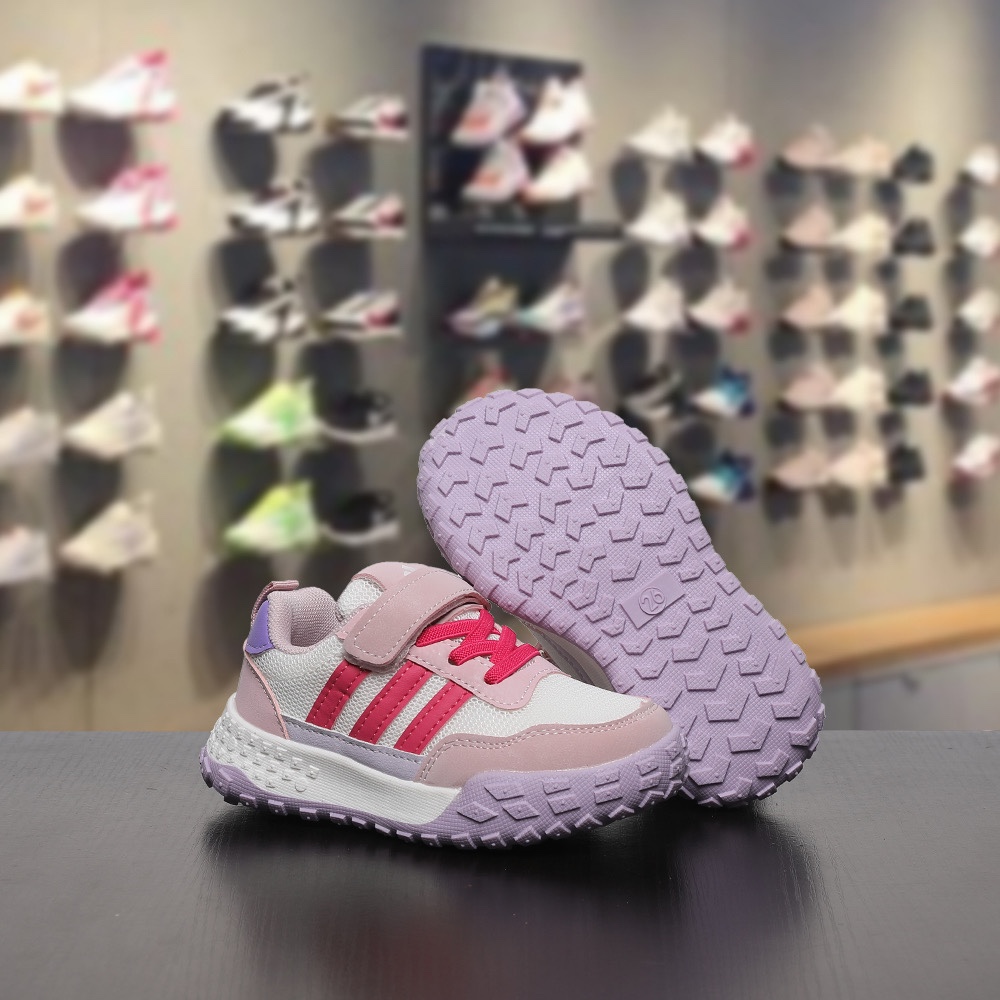 图片[6]-双十一 特码数齐全4000双现货 可退换 尺码：26-37码 👀又发现一双超好看的运动鞋 AD 新款三条杠魔术贴网面运动鞋，采用透气网面搭配多层次流线型鞋身🤩质感活力💨时尚气息扑面而来👻魔术贴设计解放双手更方便✅轻量Q弹鞋底，专为跑跳而生🥰MNA175-选品中心