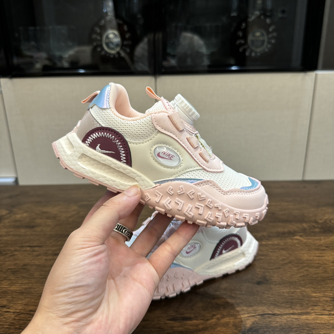 图片[4]-🎆爆款NK登山鞋5代 👟27-37 🚵‍♀️🚴‍♂️春秋时节 是孩子们享受户外活动的最佳时刻💗 给宝贝们选择一双防滑又透气的旋钮扣户外登上鞋吧。让孩子的脚步留下无数灿烂的足迹👣-选品中心