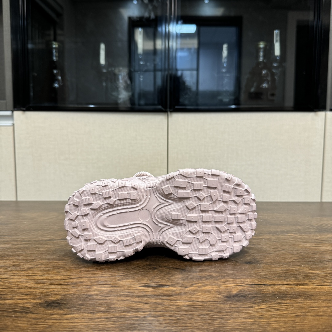 图片[2]-🎆巴黎世家 机甲鞋 听说这双巴黎世家机甲鞋已经在国外已经火出圈了呢‼️张狂做到了极致，潮流感更强👍🏻鞋带是完全固定在鞋子上 魔术贴简洁穿脱👻很好搭配衣服又好穿😎风格大胆很有感觉😚-选品中心