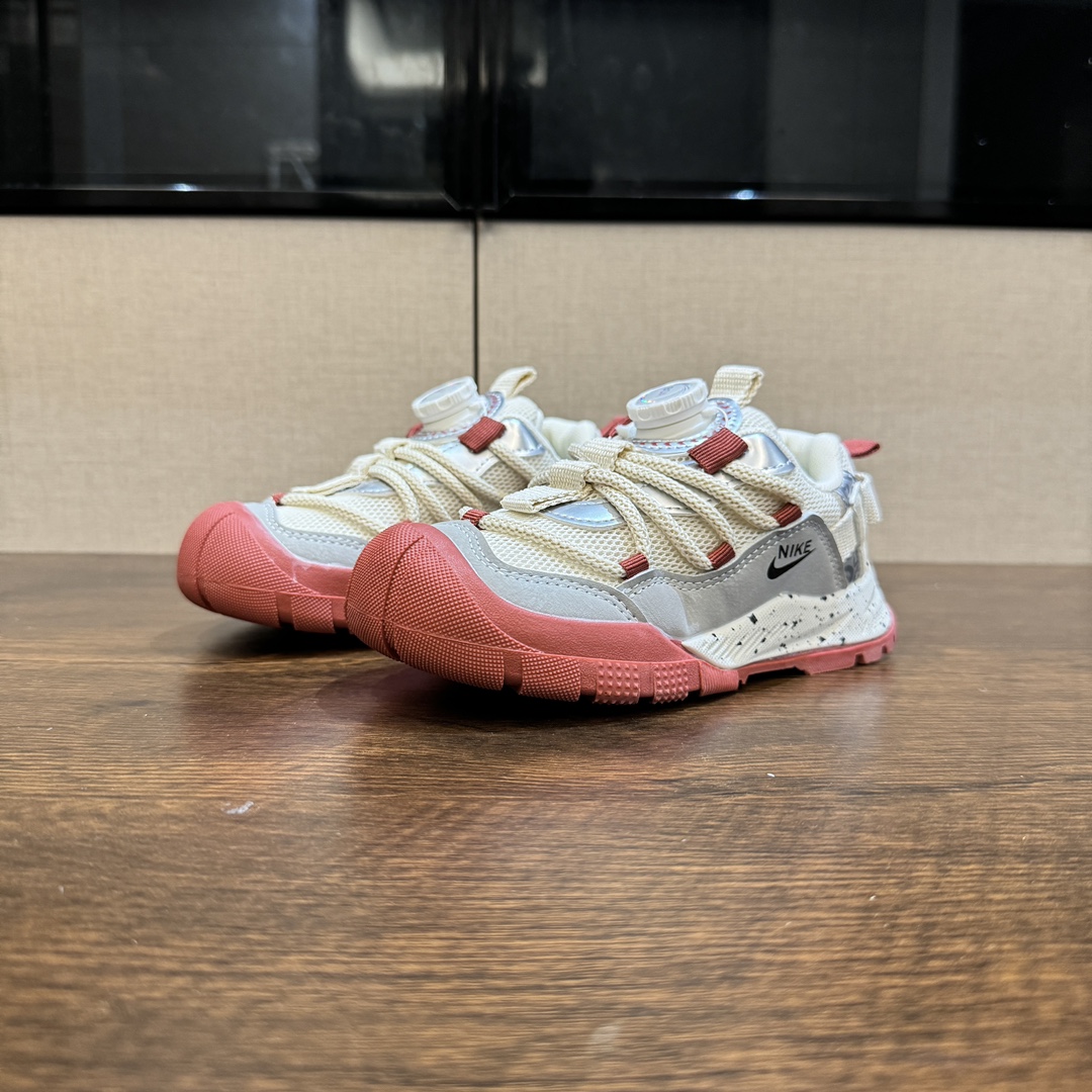 图片[2]-🎆爆款NK登山鞋5代 (机能鞋) 👟27-37 🚵‍♀️🚴‍♂️春秋时节 是孩子们享受户外活动的最佳时刻💗 给宝贝们选择一双防滑又透气的旋钮扣户外登上鞋吧。让孩子的脚步留下无数灿烂的足迹👣-选品中心