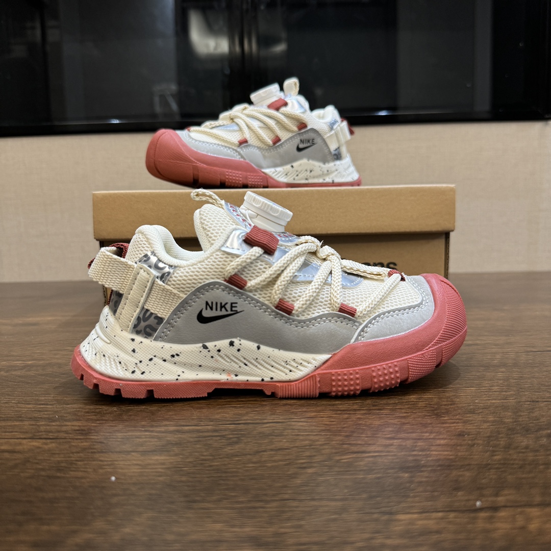 图片[8]-🎆爆款NK登山鞋5代 (机能鞋) 👟27-37 🚵‍♀️🚴‍♂️春秋时节 是孩子们享受户外活动的最佳时刻💗 给宝贝们选择一双防滑又透气的旋钮扣户外登上鞋吧。让孩子的脚步留下无数灿烂的足迹👣-选品中心