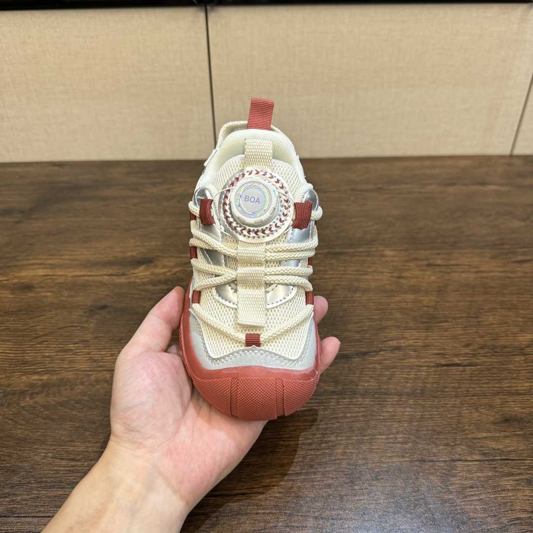 图片[5]-🎆爆款NK登山鞋5代 (机能鞋) 👟27-37 🚵‍♀️🚴‍♂️春秋时节 是孩子们享受户外活动的最佳时刻💗 给宝贝们选择一双防滑又透气的旋钮扣户外登上鞋吧。让孩子的脚步留下无数灿烂的足迹👣-选品中心