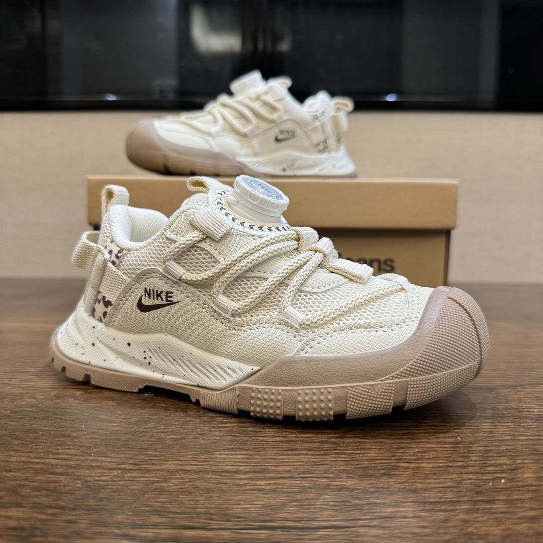 图片[7]-🎆爆款NK登山鞋5代 (机能鞋) 👟27-37 🚵‍♀️🚴‍♂️春秋时节 是孩子们享受户外活动的最佳时刻💗 给宝贝们选择一双防滑又透气的旋钮扣户外登上鞋吧。让孩子的脚步留下无数灿烂的足迹👣-选品中心