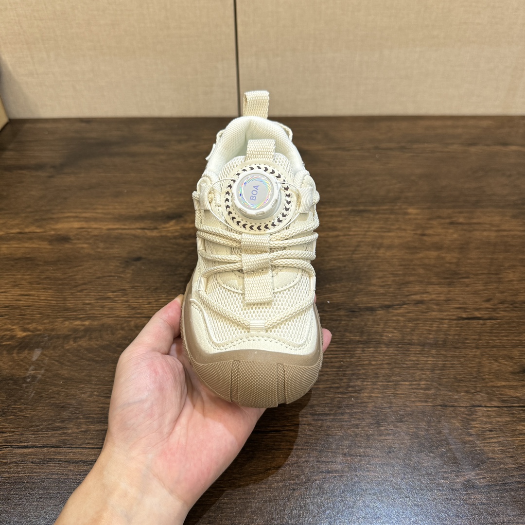 图片[5]-🎆爆款NK登山鞋5代 (机能鞋) 👟27-37 🚵‍♀️🚴‍♂️春秋时节 是孩子们享受户外活动的最佳时刻💗 给宝贝们选择一双防滑又透气的旋钮扣户外登上鞋吧。让孩子的脚步留下无数灿烂的足迹👣-选品中心