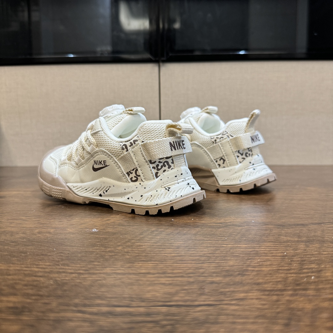 图片[3]-🎆爆款NK登山鞋5代 (机能鞋) 👟27-37 🚵‍♀️🚴‍♂️春秋时节 是孩子们享受户外活动的最佳时刻💗 给宝贝们选择一双防滑又透气的旋钮扣户外登上鞋吧。让孩子的脚步留下无数灿烂的足迹👣-选品中心