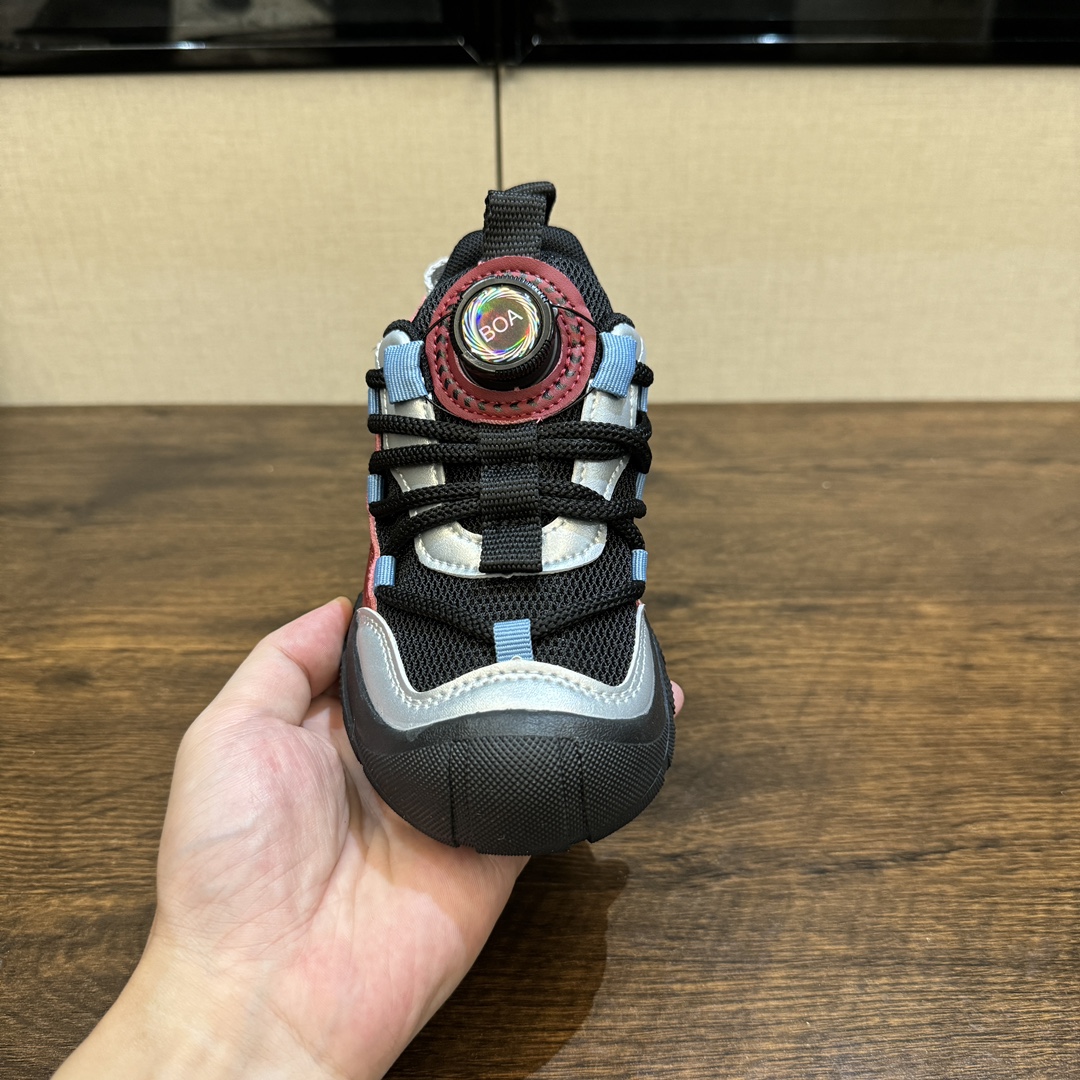 图片[5]-🎆爆款NK登山鞋5代 (机能鞋) 👟27-37 🚵‍♀️🚴‍♂️春秋时节 是孩子们享受户外活动的最佳时刻💗 给宝贝们选择一双防滑又透气的旋钮扣户外登上鞋吧。让孩子的脚步留下无数灿烂的足迹👣-选品中心