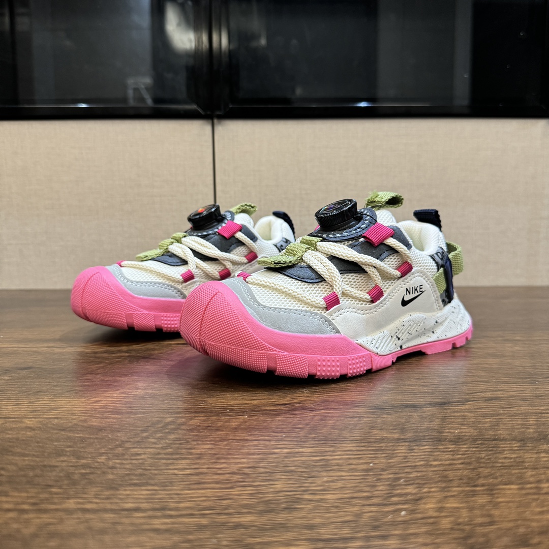 图片[2]-🎆爆款NK登山鞋5代 (机能鞋) 👟27-37 🚵‍♀️🚴‍♂️春秋时节 是孩子们享受户外活动的最佳时刻💗 给宝贝们选择一双防滑又透气的旋钮扣户外登上鞋吧。让孩子的脚步留下无数灿烂的足迹👣-选品中心