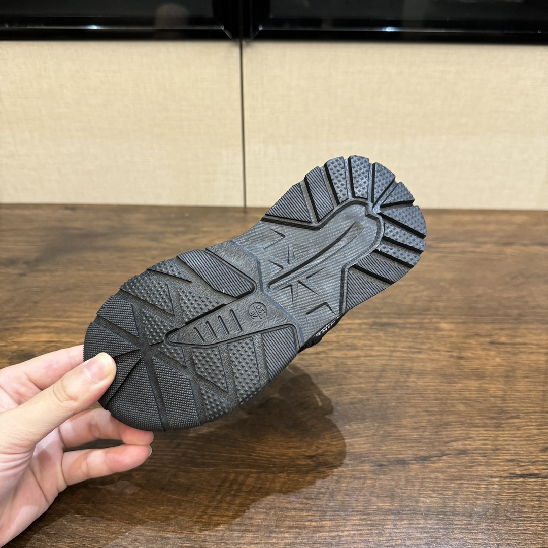 图片[6]-🎆爆款NK登山鞋5代 (机能鞋) 👟27-37 🚵‍♀️🚴‍♂️春秋时节 是孩子们享受户外活动的最佳时刻💗 给宝贝们选择一双防滑又透气的旋钮扣户外登上鞋吧。让孩子的脚步留下无数灿烂的足迹👣-选品中心