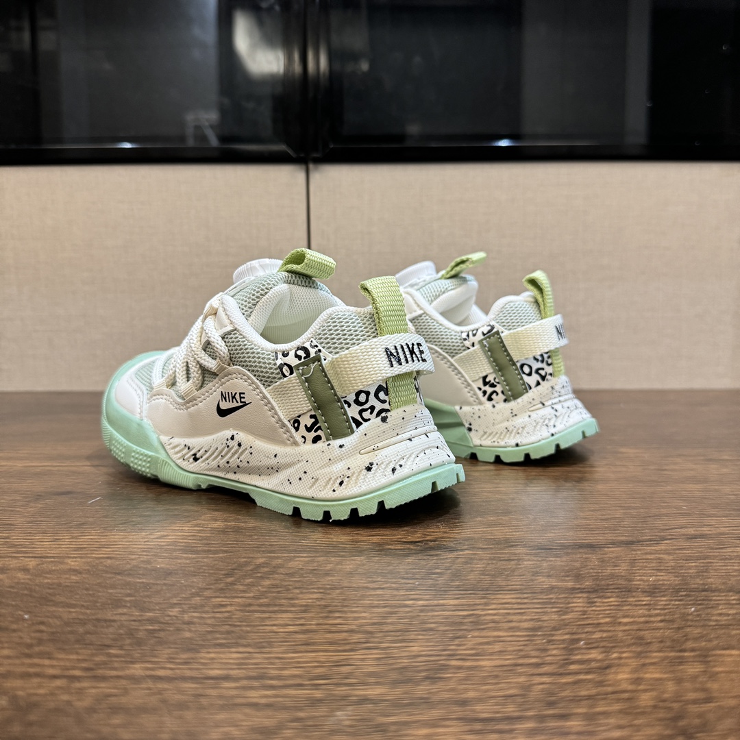 图片[3]-🎆爆款NK登山鞋5代 (机能鞋) 👟27-37 🚵‍♀️🚴‍♂️春秋时节 是孩子们享受户外活动的最佳时刻💗 给宝贝们选择一双防滑又透气的旋钮扣户外登上鞋吧。让孩子的脚步留下无数灿烂的足迹👣-选品中心