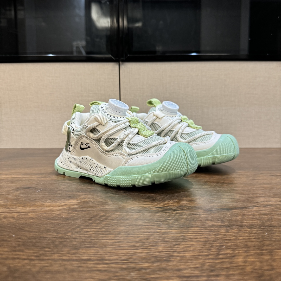 🎆爆款NK登山鞋5代 (机能鞋) 👟27-37 🚵‍♀️🚴‍♂️春秋时节 是孩子们享受户外活动的最佳时刻💗 给宝贝们选择一双防滑又透气的旋钮扣户外登上鞋吧。让孩子的脚步留下无数灿烂的足迹👣-选品中心