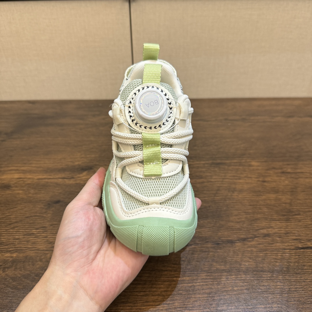 图片[5]-🎆爆款NK登山鞋5代 (机能鞋) 👟27-37 🚵‍♀️🚴‍♂️春秋时节 是孩子们享受户外活动的最佳时刻💗 给宝贝们选择一双防滑又透气的旋钮扣户外登上鞋吧。让孩子的脚步留下无数灿烂的足迹👣-选品中心