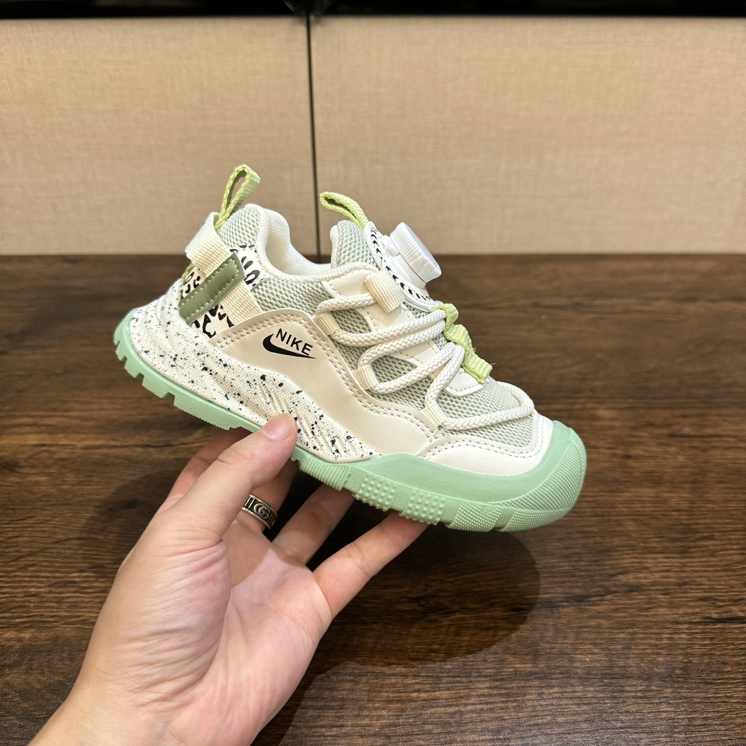 图片[4]-🎆爆款NK登山鞋5代 (机能鞋) 👟27-37 🚵‍♀️🚴‍♂️春秋时节 是孩子们享受户外活动的最佳时刻💗 给宝贝们选择一双防滑又透气的旋钮扣户外登上鞋吧。让孩子的脚步留下无数灿烂的足迹👣-选品中心