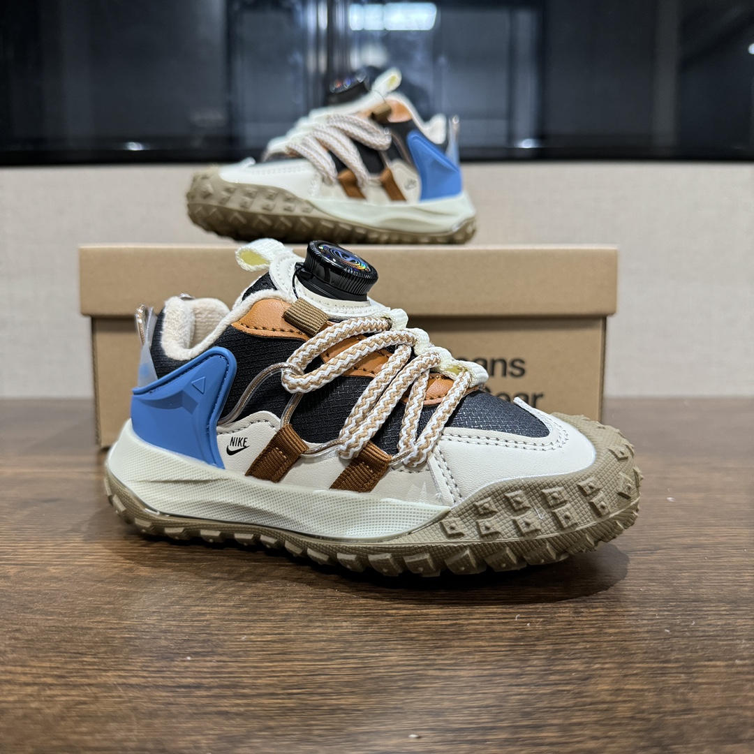 图片[7]-🔥加绒款 登山鞋 👟27-37 📣📣放大招 上个大重磅！心心念念的皮面加绒款也出货啦🔥🔥🔥内里保暖绒特别的细腻亲肤，上脚不会有扎脚的感觉和任何不适~～这精致的旋钮扣，旋钮科技设计，一提即开，一旋即紧，便携好穿脱。真的是爱了呀！！穿脱特别方便快捷，适合咱们的小盆友，还能锻炼自主穿脱能力哟✌🏻️-选品中心