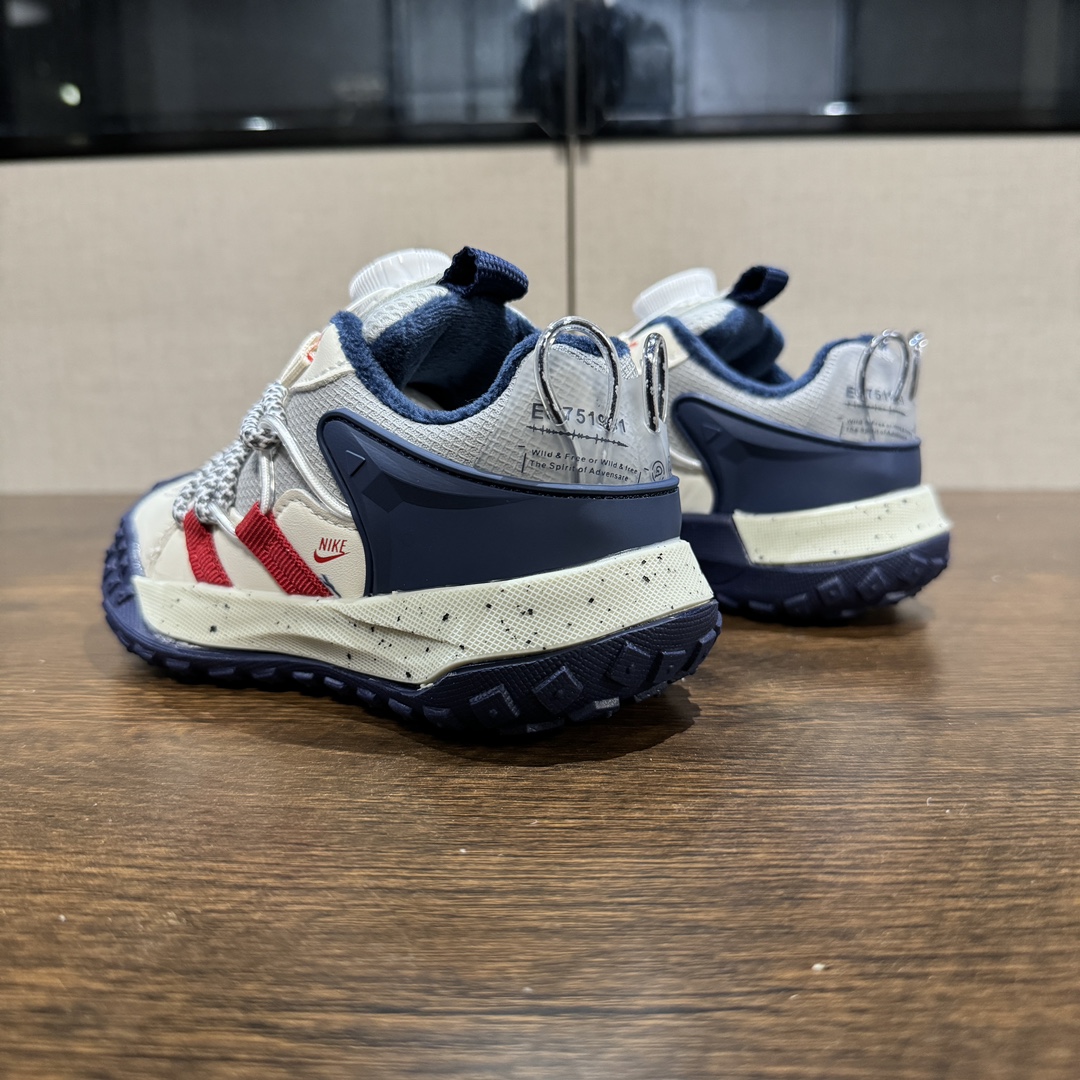 图片[3]-🔥加绒款 NK登山鞋一代27-37 内里保暖绒特别的细腻亲肤，上脚不会有扎脚的感觉和任何不适~～这精致的旋钮扣，旋钮科技设计，一提即开，一旋即紧，便携好穿脱。-选品中心