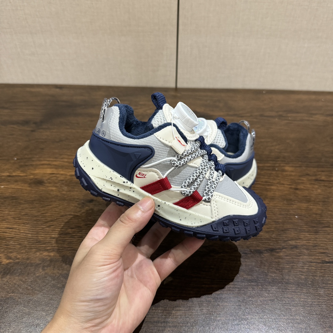 图片[4]-🔥加绒款 NK登山鞋一代27-37 内里保暖绒特别的细腻亲肤，上脚不会有扎脚的感觉和任何不适~～这精致的旋钮扣，旋钮科技设计，一提即开，一旋即紧，便携好穿脱。-选品中心