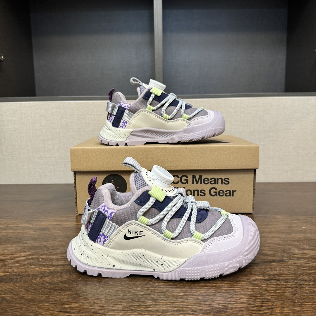 图片[8]-🔥3代加绒款 登山鞋5色（紫色）👟27-37 📣📣放大招 上个大重磅！心心念念的皮面加绒款也出货啦🔥🔥🔥内里保暖绒特别的细腻亲肤，上脚不会有扎脚的感觉和任何不适~～这精致的旋钮扣，旋钮科技设计，一提即开，一旋即紧，便携好穿脱。真的是爱了呀！！穿脱特别方便快捷，适合咱们的小盆友，还能锻炼自主穿脱能力哟✌🏻️-选品中心