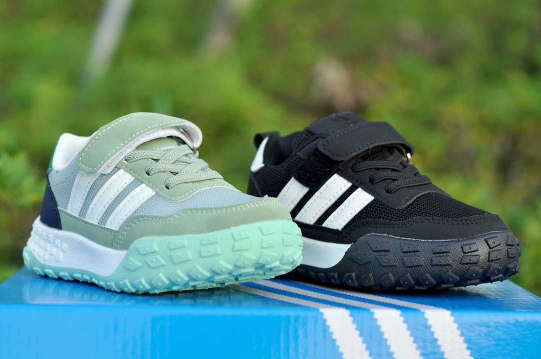 图片[4]-简直不要太哇塞❗️❗️ AD新款三条杠魔术贴网面运动鞋，鞋底柔软耐磨，透气性好，款式新颖时尚🎉宝贝穿着很舒服，魔术贴设计，方便宝贝穿脱～整个鞋子特别轻巧，一点也不沉🌟舒适度极高，暴走不累脚😍MNA175-选品中心